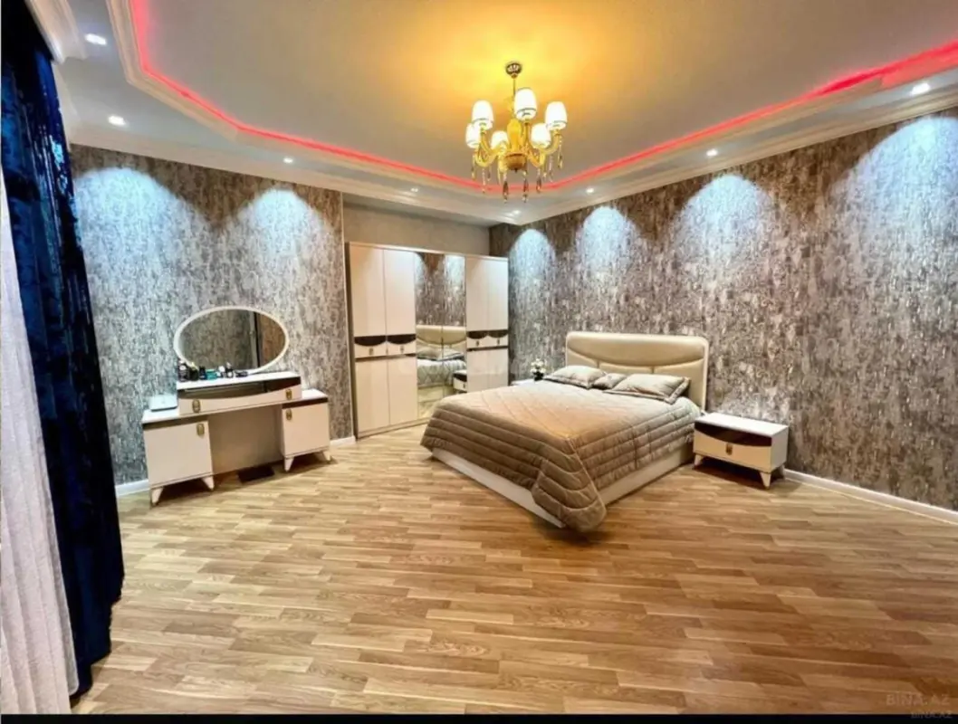 Satılır 2 otaqlı mənzil 76 m²
