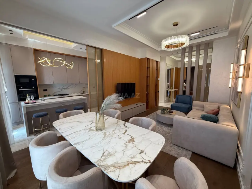 Satılır 3 otaqlı mənzil 108 m²