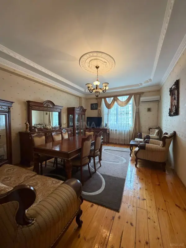 Satılır 3 otaqlı mənzil 96 m²