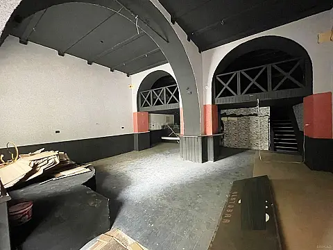 Kirayə verilir obyekt 180 m² — Bakı, Sahil qəs. 180.00 m²