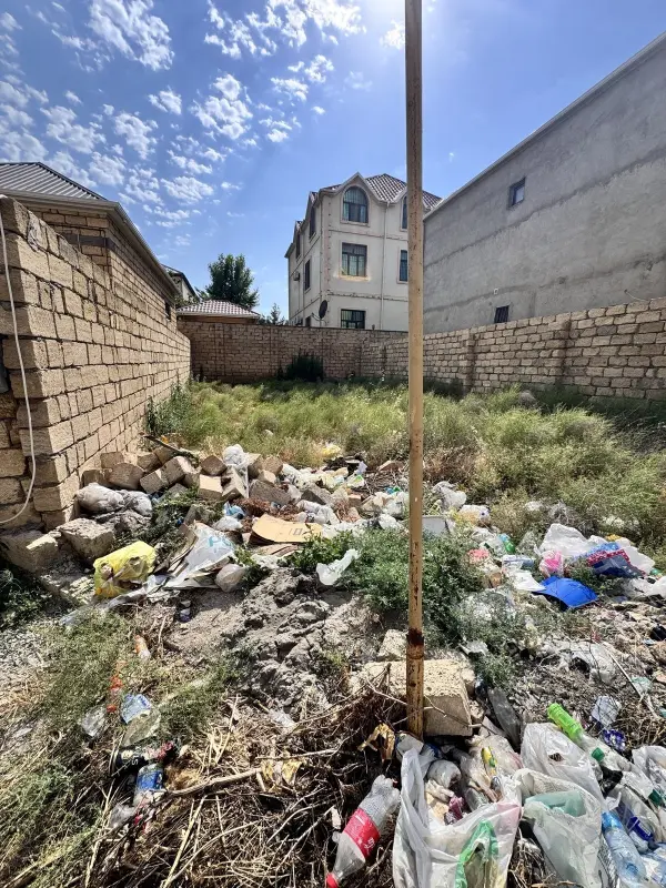 Satılır torpaq sahəsi 2 m²