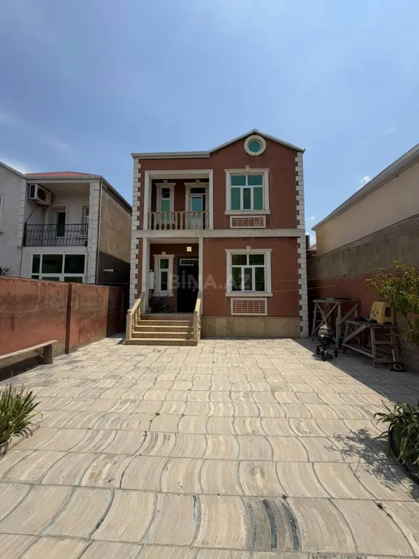 Satılır 4 otaqlı həyət evi 115 m²