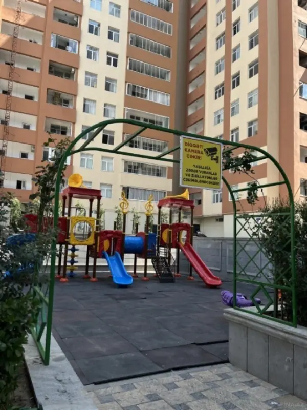 Satılır 2 otaqlı mənzil 70 m²