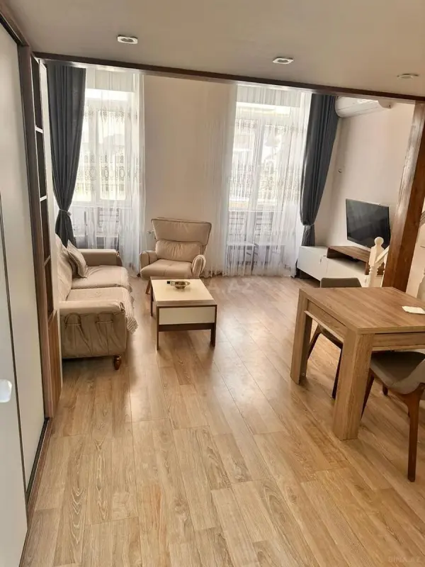 Kirayə verilir 3 otaqlı mənzil 54 m²
