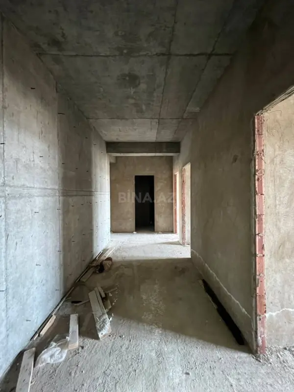 Satılır 3 otaqlı mənzil 114 m²