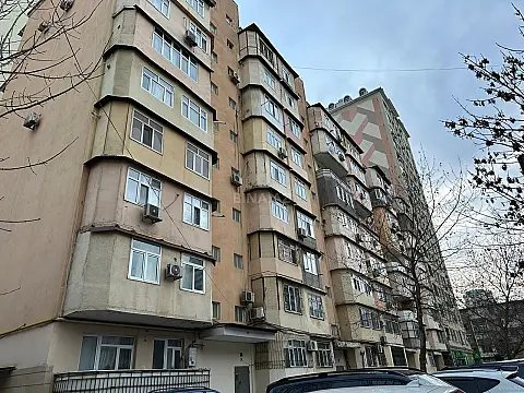 Satılır 3 otaqlı mənzil 100 m² — Bakı 3 otaq 100.00 m²