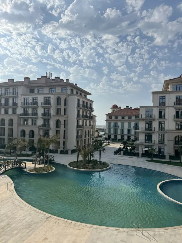 Satılır 2 otaqlı mənzil 82 m²