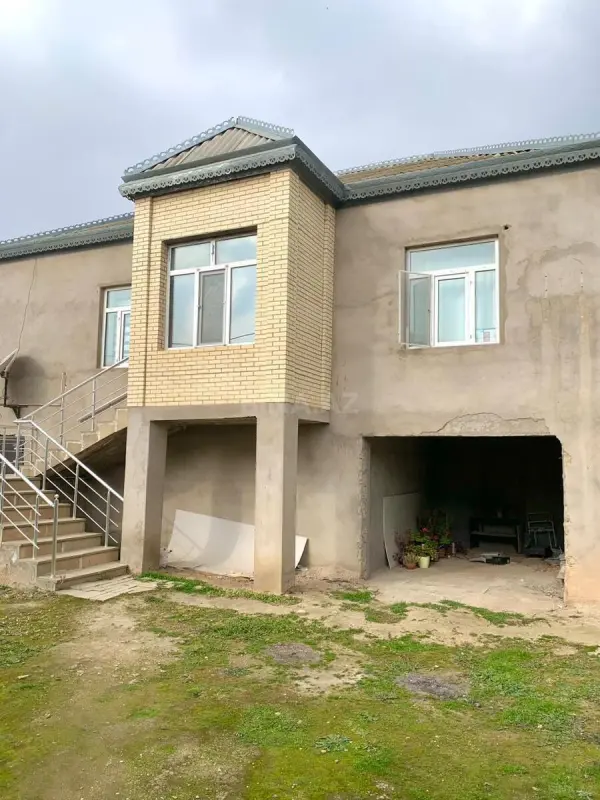 Satılır 3 otaqlı həyət evi 120 m²