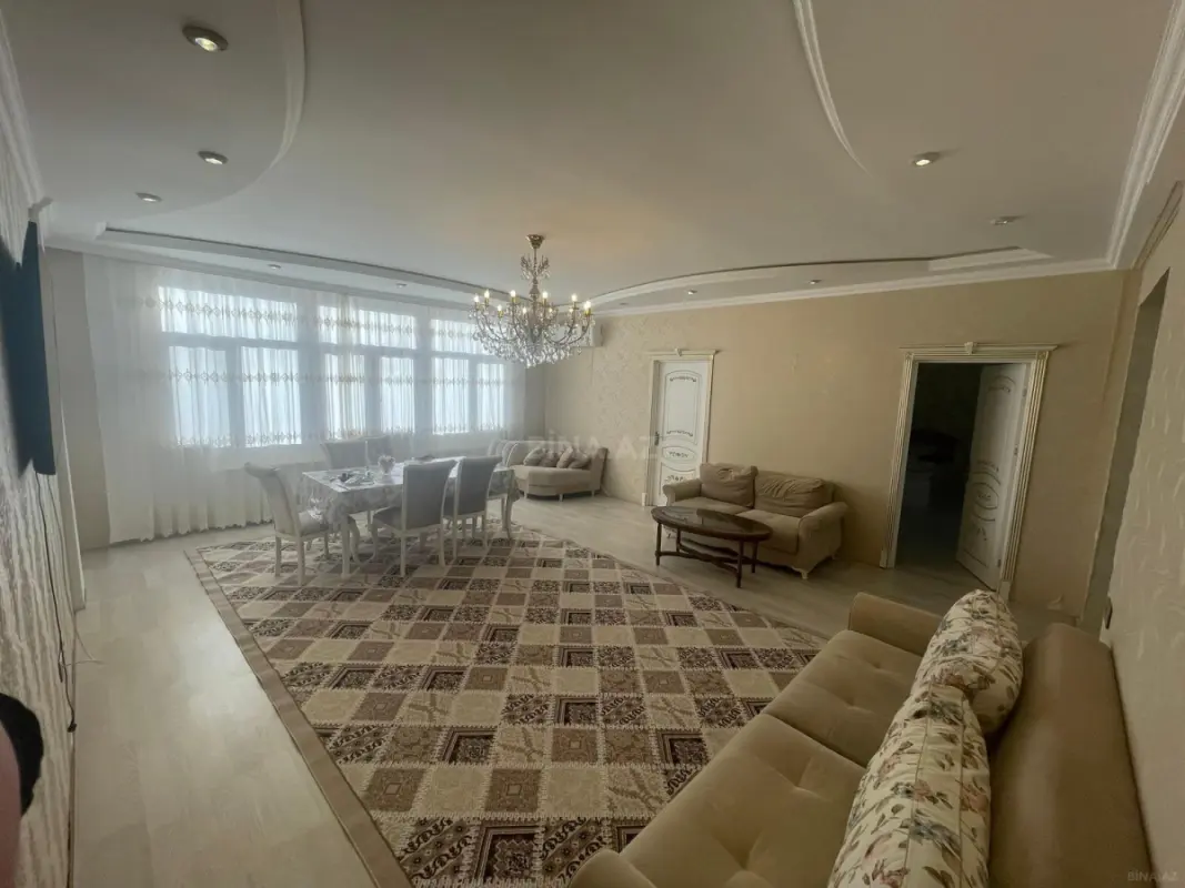 Kirayə verilir 4 otaqlı mənzil 100 m²