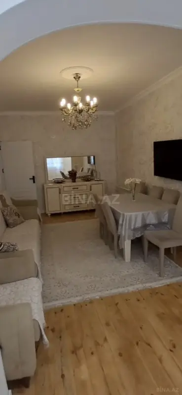 Satılır 2 otaqlı mənzil 70 m²