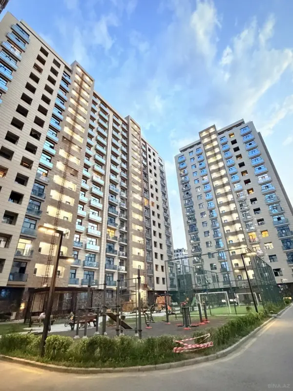 Satılır 2 otaqlı mənzil 52 m²
