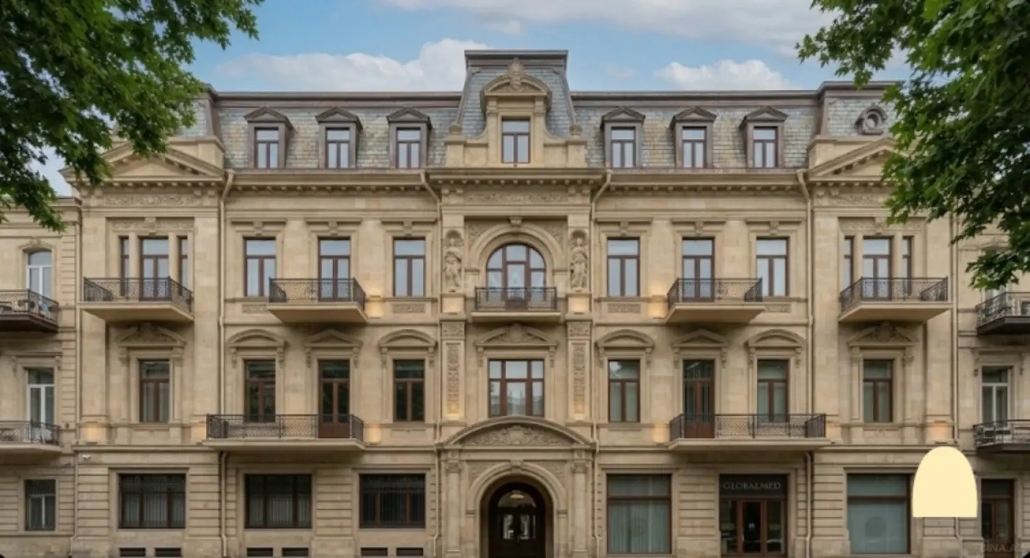 Satılır 4 otaqlı mənzil 200 m²