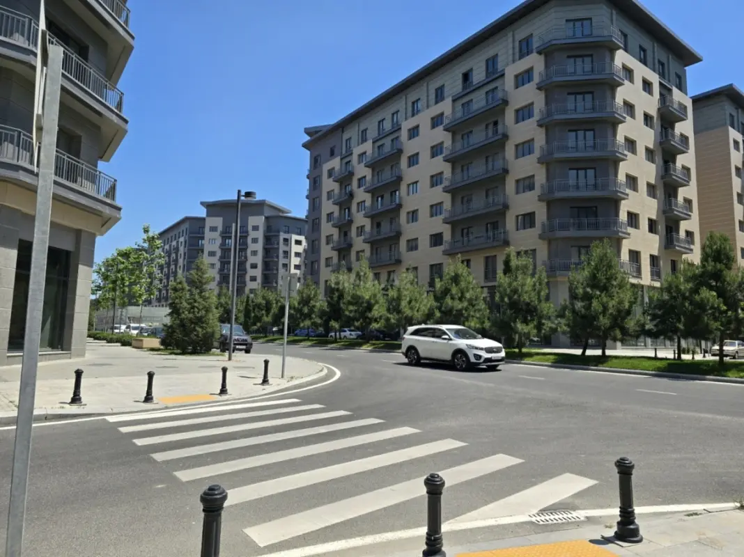 Satılır obyekt 480 m²