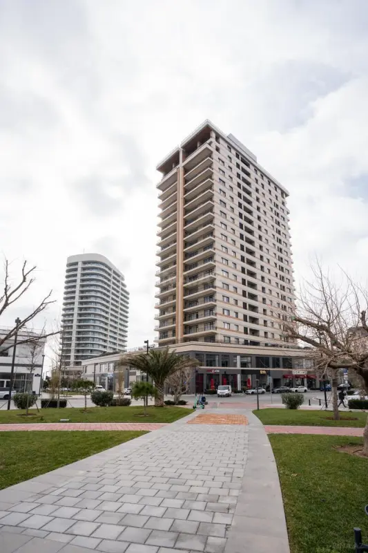 Kirayə verilir 3 otaqlı mənzil 120 m²