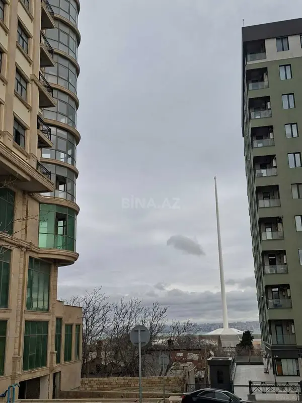 Satılır 2 otaqlı mənzil 94 m²