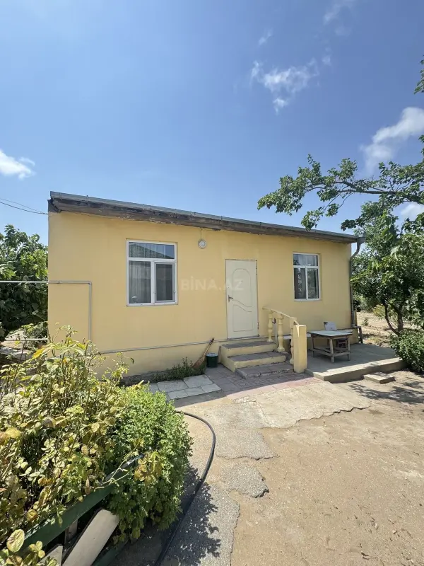 Satılır 3 otaqlı həyət evi 80 m²
