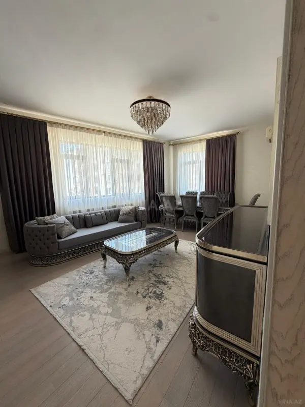Satılır 2 otaqlı mənzil 100 m²