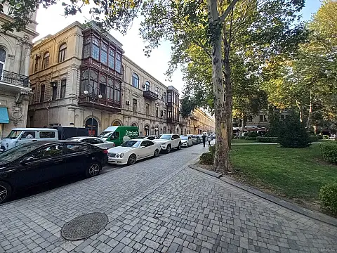 Satılır 3 otaqlı mənzil 90 m² — Bakı 3 otaq 90.00 m²