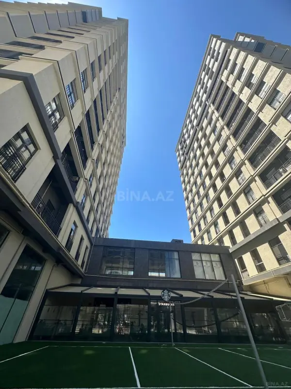Satılır 4 otaqlı mənzil 176.5 m²