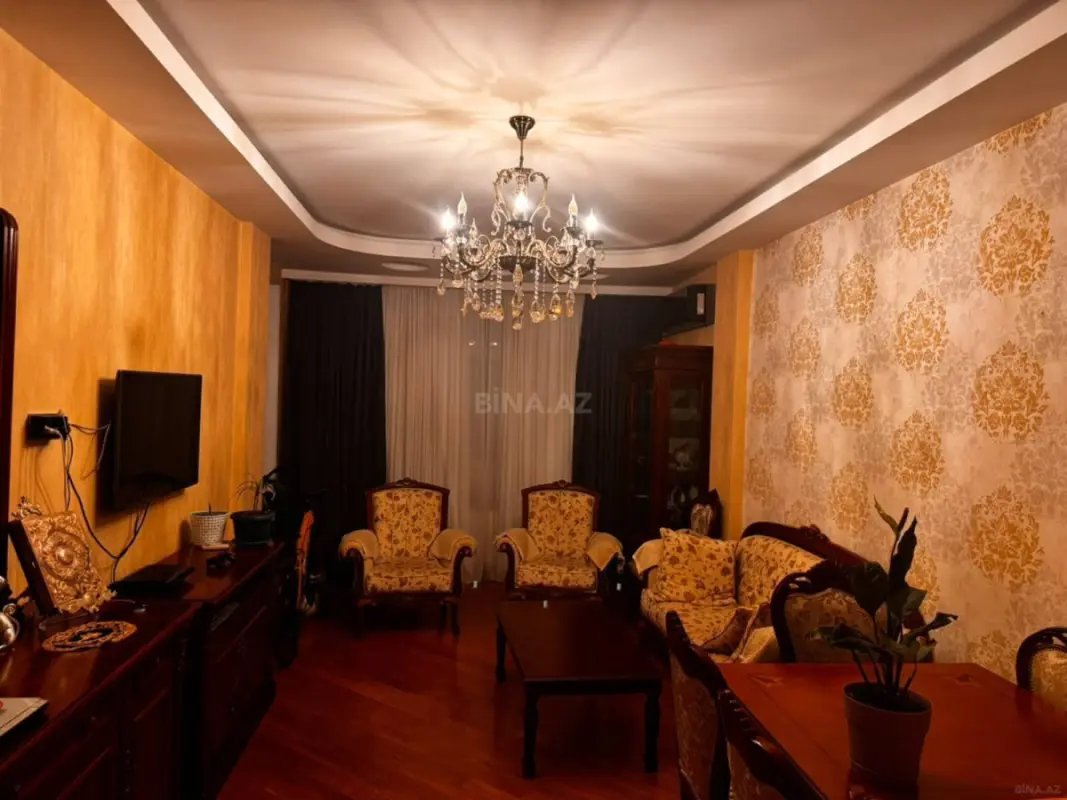 Satılır 3 otaqlı mənzil 104 m²
