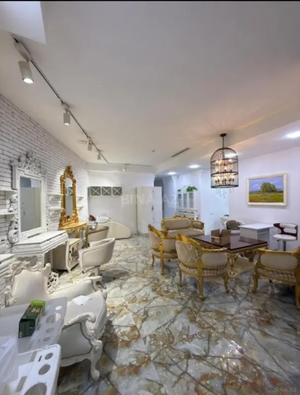 Kirayə verilir obyekt 145 m²
