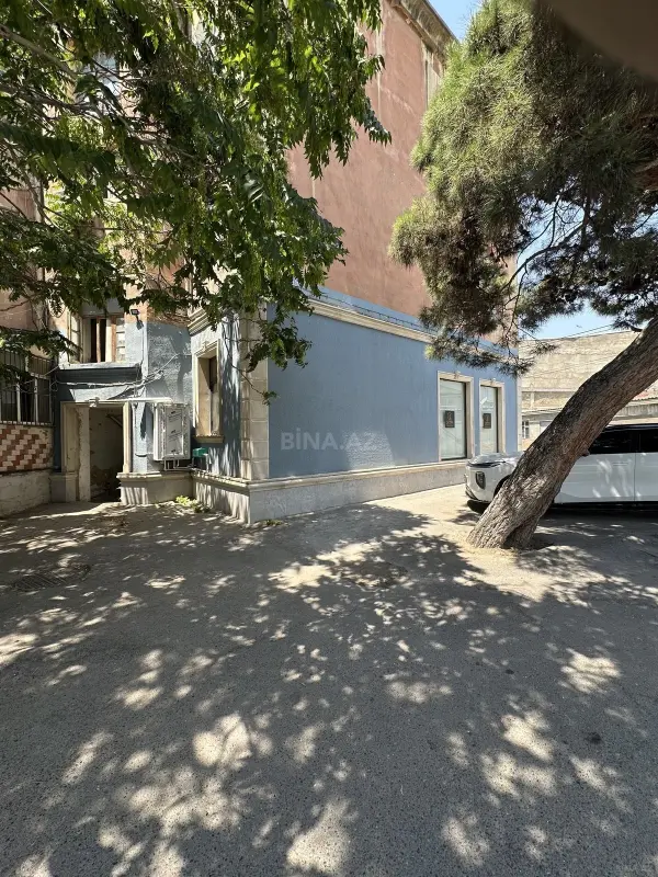 Kirayə verilir 2 otaqlı ofis 75 m²