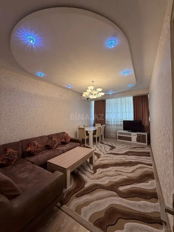 Satılır 3 otaqlı mənzil 107 m²