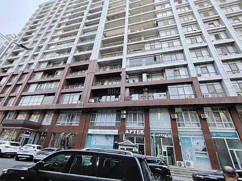Satılır 4 otaqlı mənzil 200 m² — Bakı 4 otaq 200.00 m²