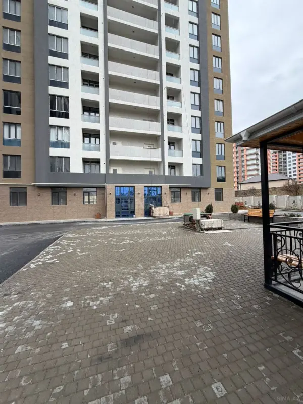 Satılır 3 otaqlı mənzil 124 m²