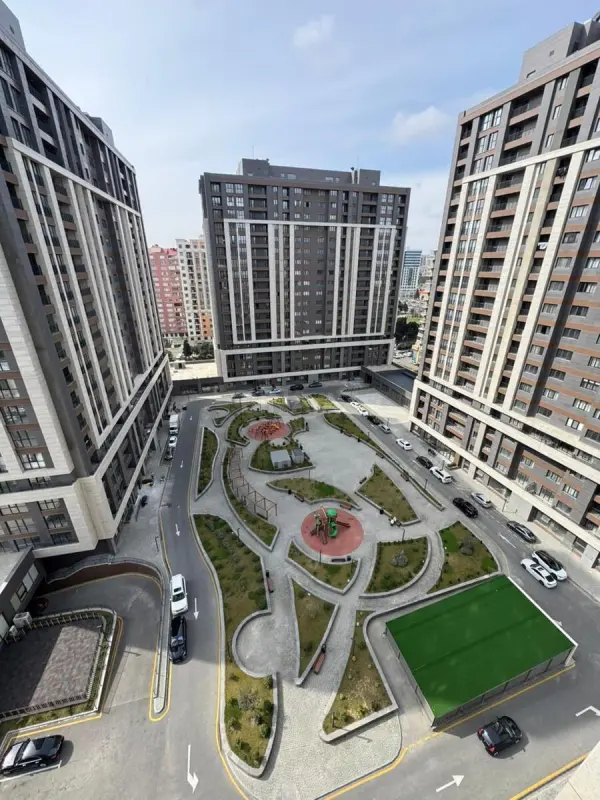 Satılır 2 otaqlı mənzil 68 m²