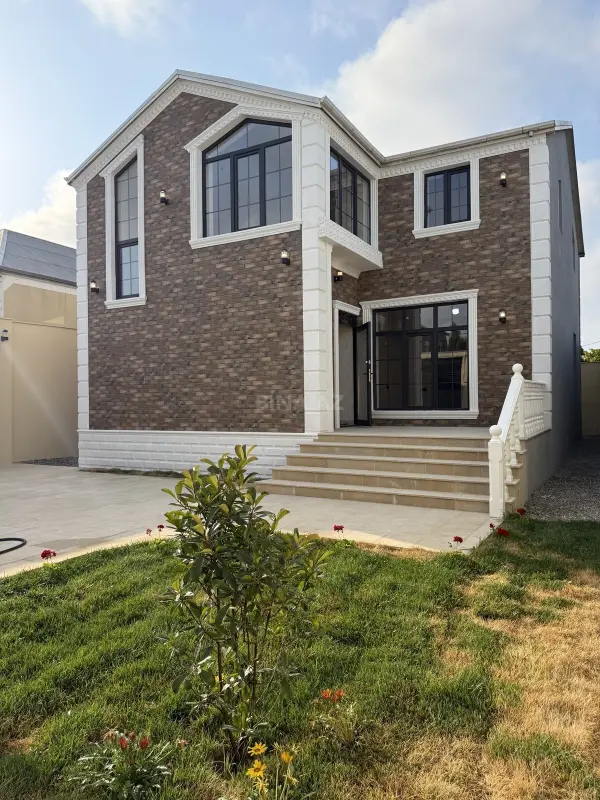 Satılır 5 otaqlı həyət evi 200 m²
