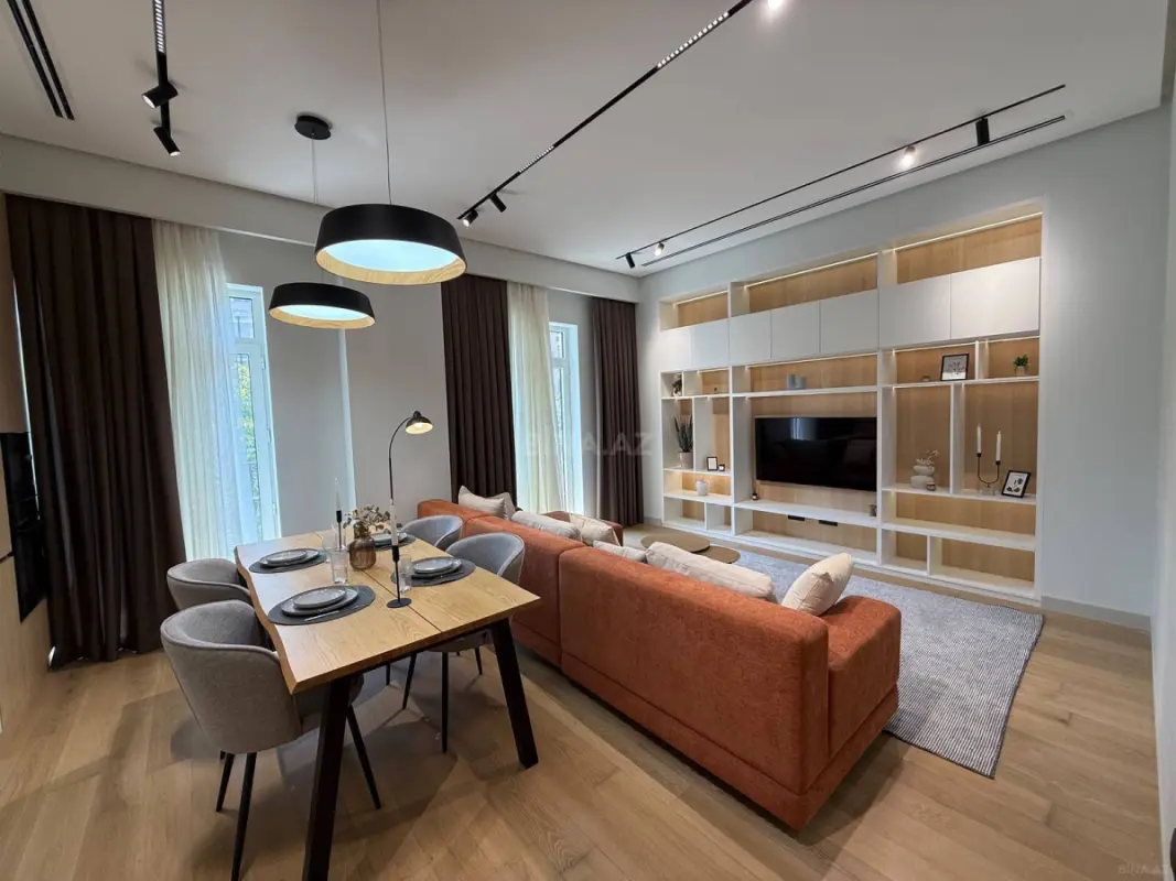 Satılır 2 otaqlı mənzil 75 m²