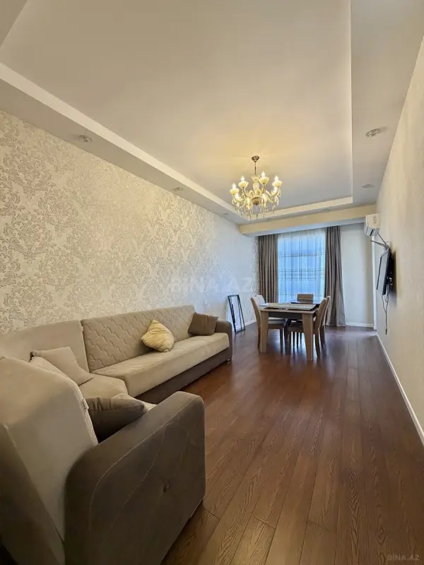 Satılır 2 otaqlı mənzil 65 m²