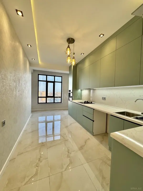 Satılır 3 otaqlı mənzil 92 m²