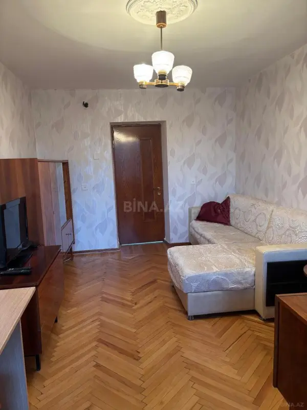 Satılır 3 otaqlı mənzil 63 m²