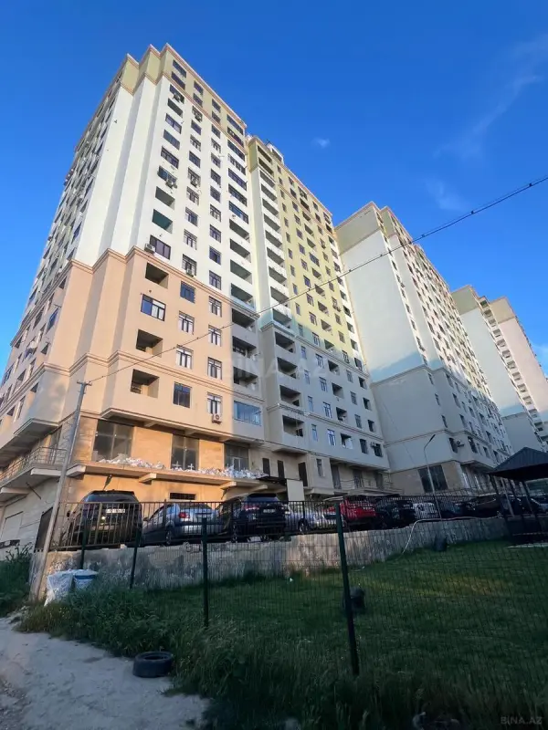 Satılır 2 otaqlı mənzil 63 m²