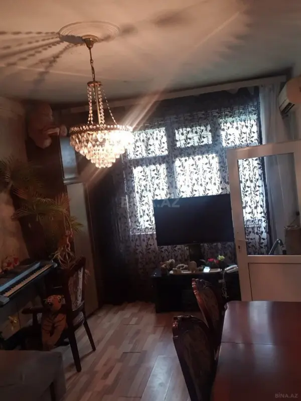 Satılır 1 otaqlı mənzil 50 m²