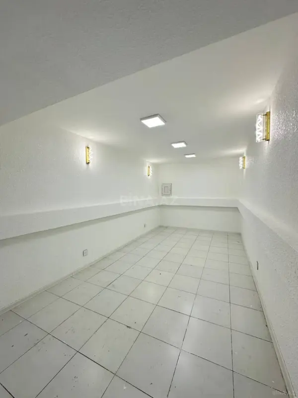 Satılır obyekt 66 m²