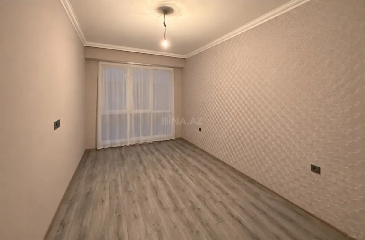 Satılır 2 otaqlı mənzil 68 m²