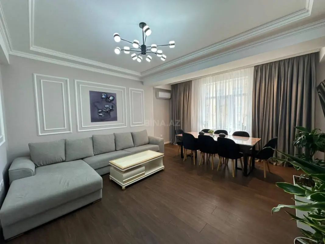 Satılır 3 otaqlı mənzil 115 m²