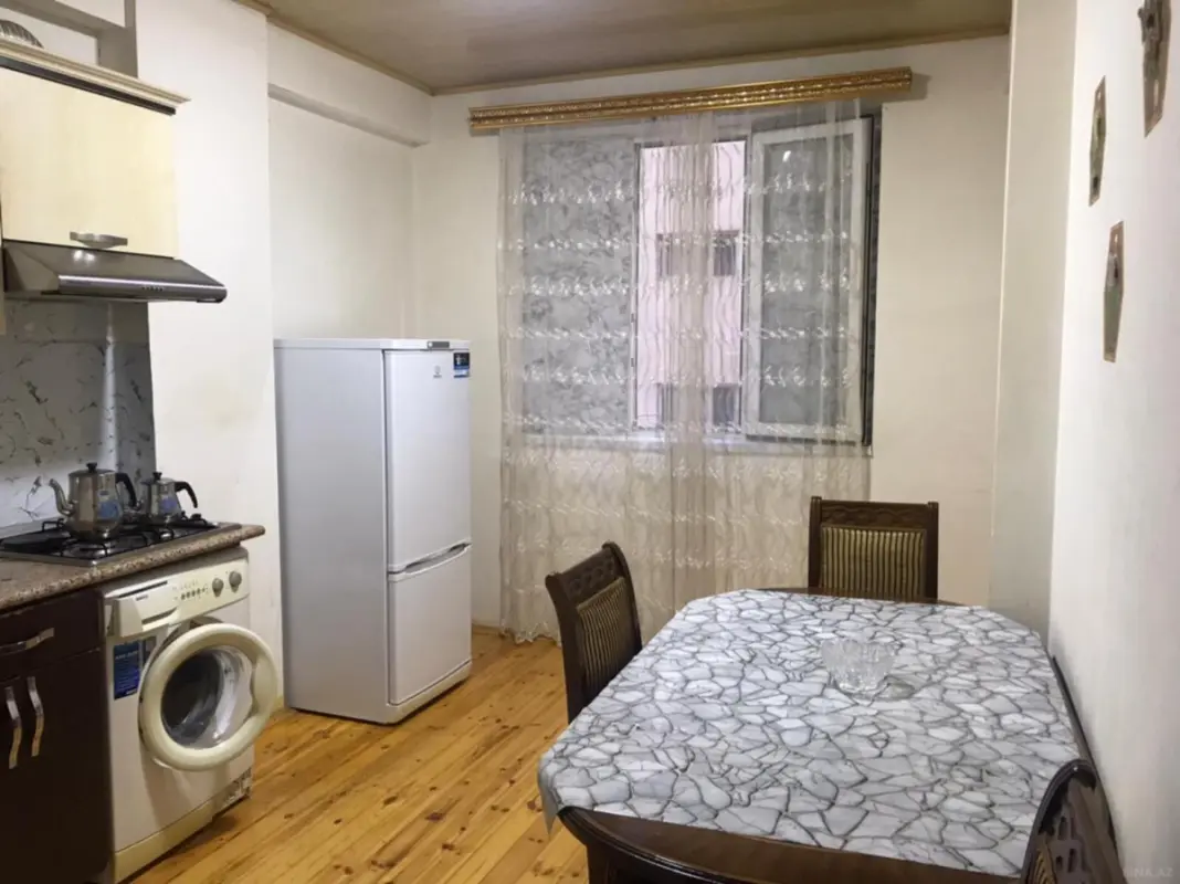 Kirayə verilir 2 otaqlı mənzil 32 m²