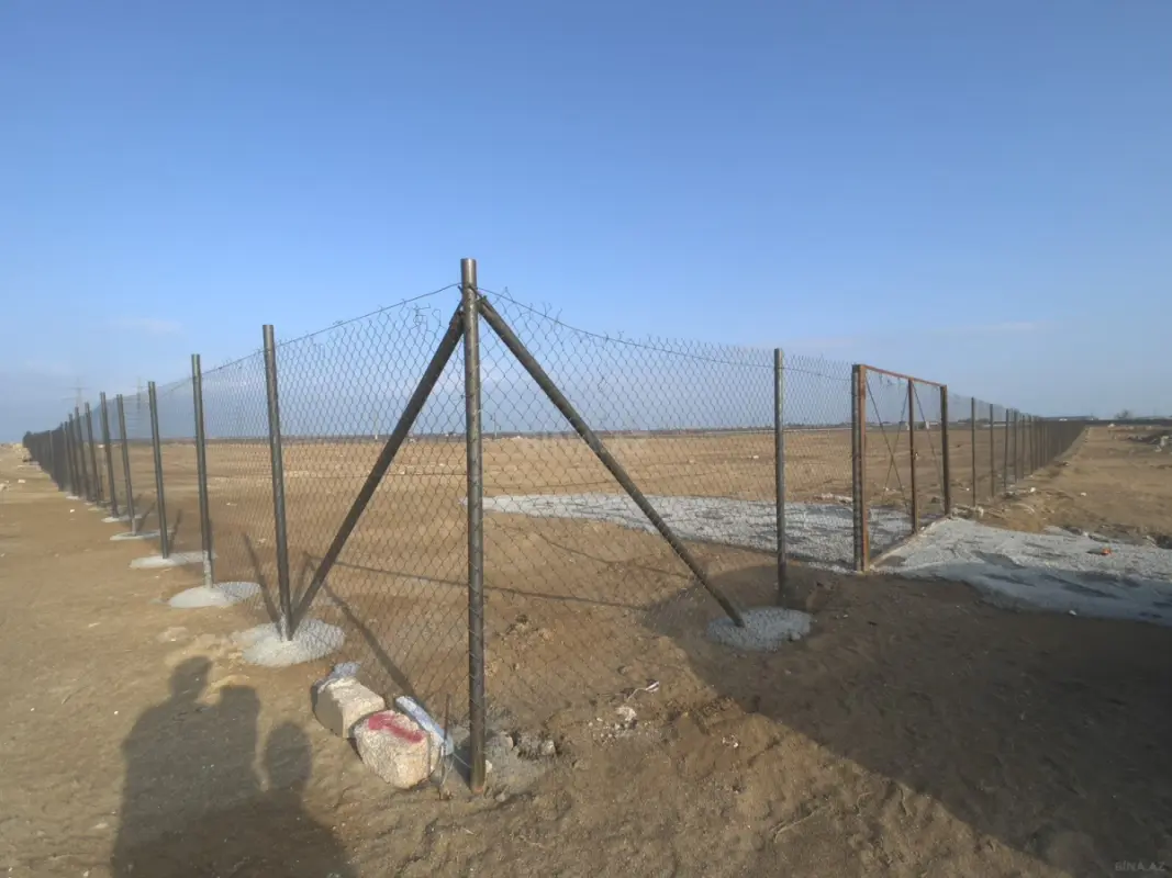 Satılır torpaq sahəsi 100 m²