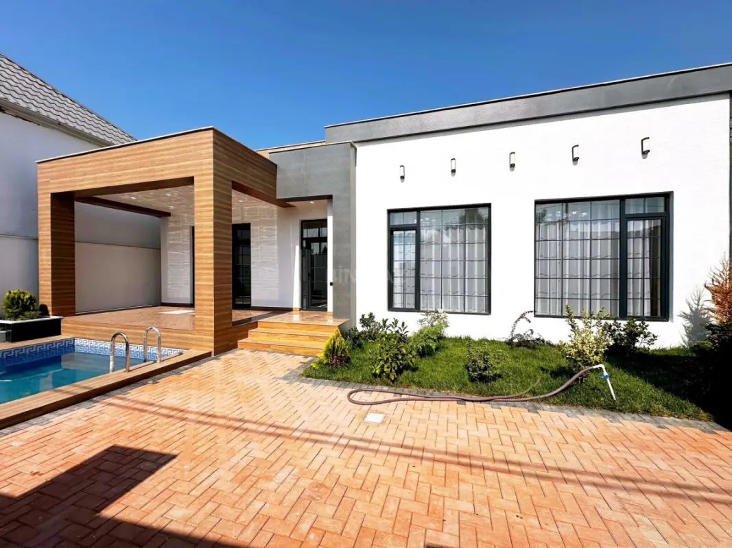 Satılır 4 otaqlı həyət evi 180 m²