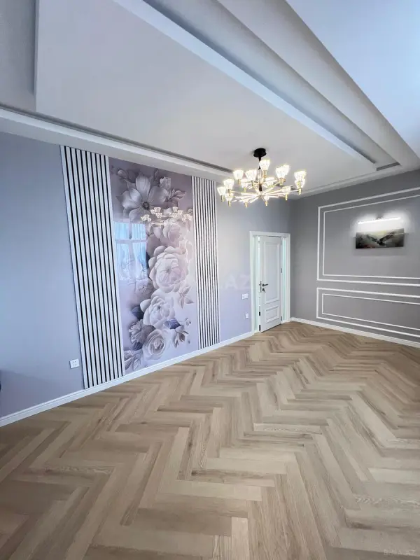 Satılır 2 otaqlı mənzil 77 m²