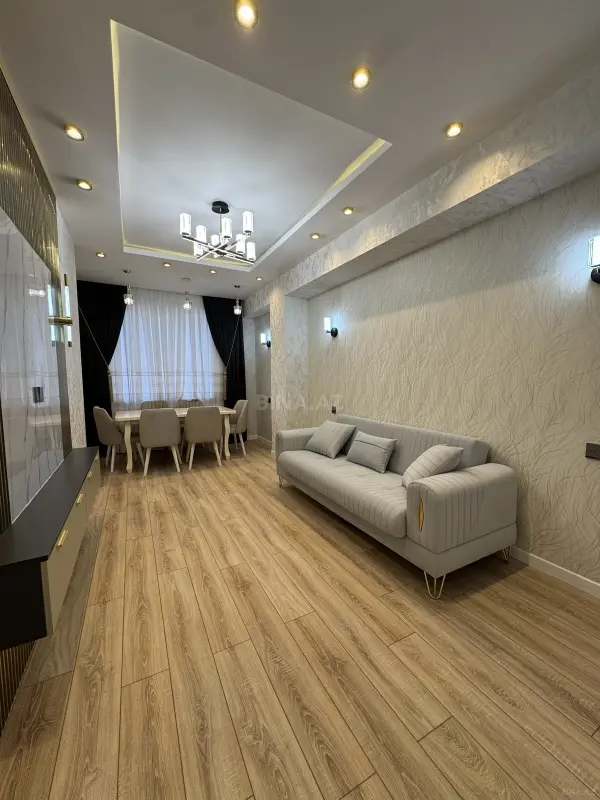 Satılır 2 otaqlı mənzil 68 m²