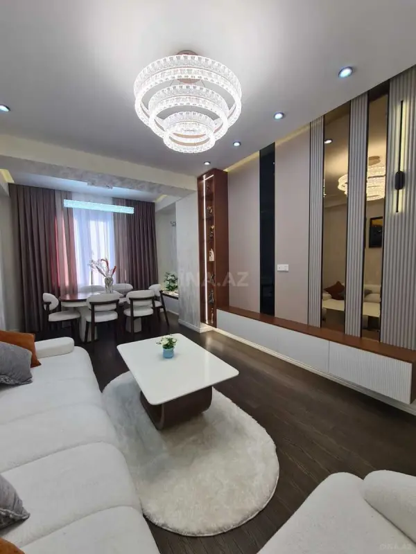 Satılır 3 otaqlı mənzil 108 m²