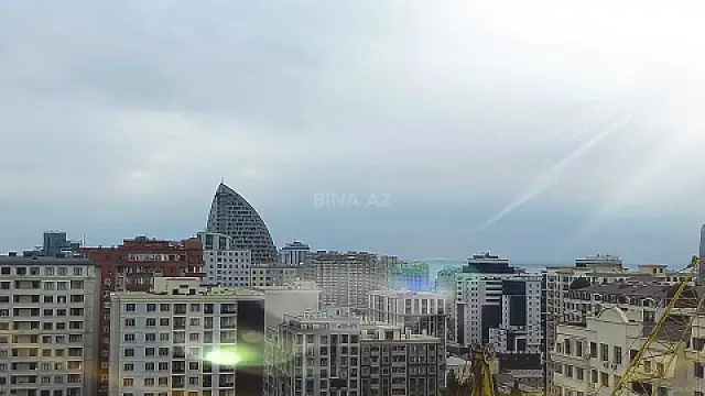 Satılır 4 otaqlı mənzil 200 m² — Bakı 4 otaq 200.00 m²