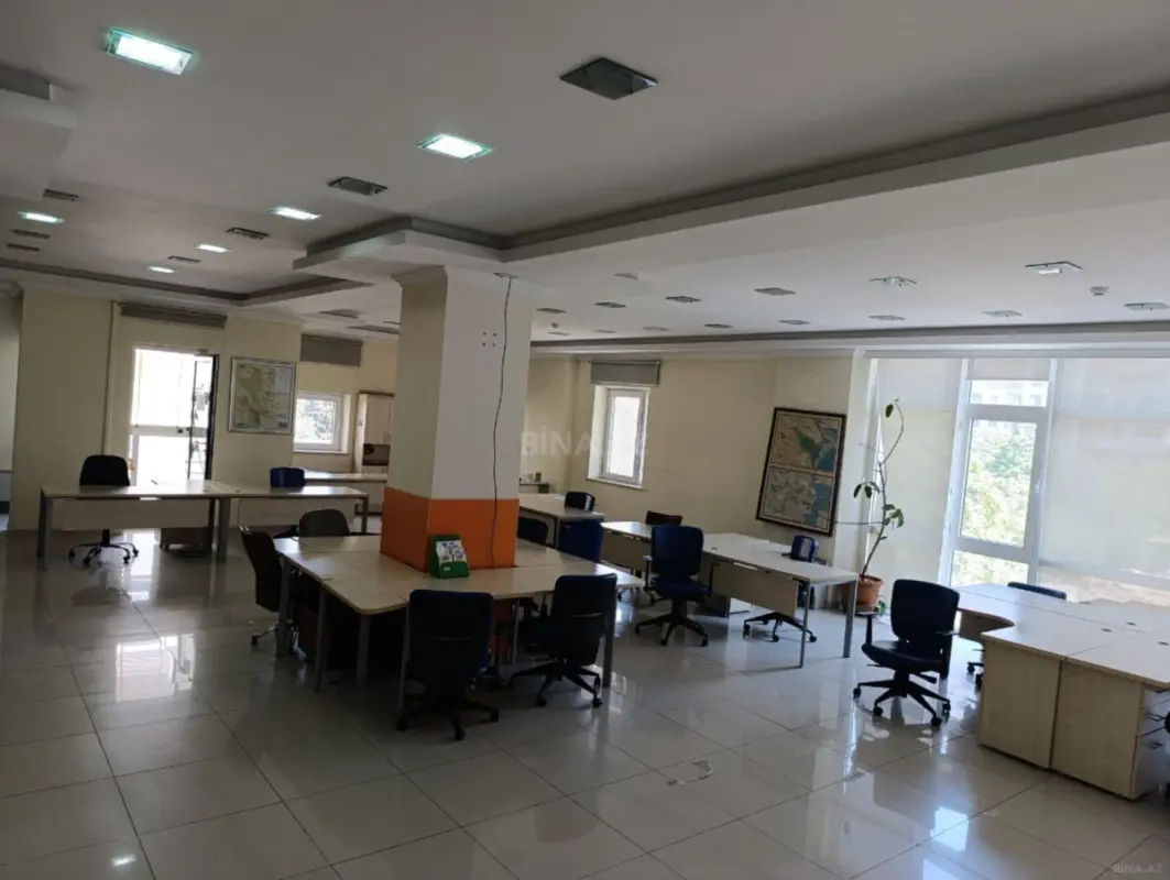 Kirayə verilir 8 otaqlı ofis 320 m²
