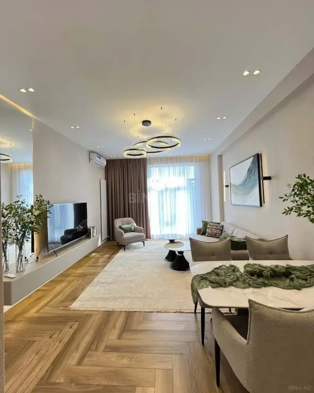 Kirayə verilir 2 otaqlı mənzil 75 m²