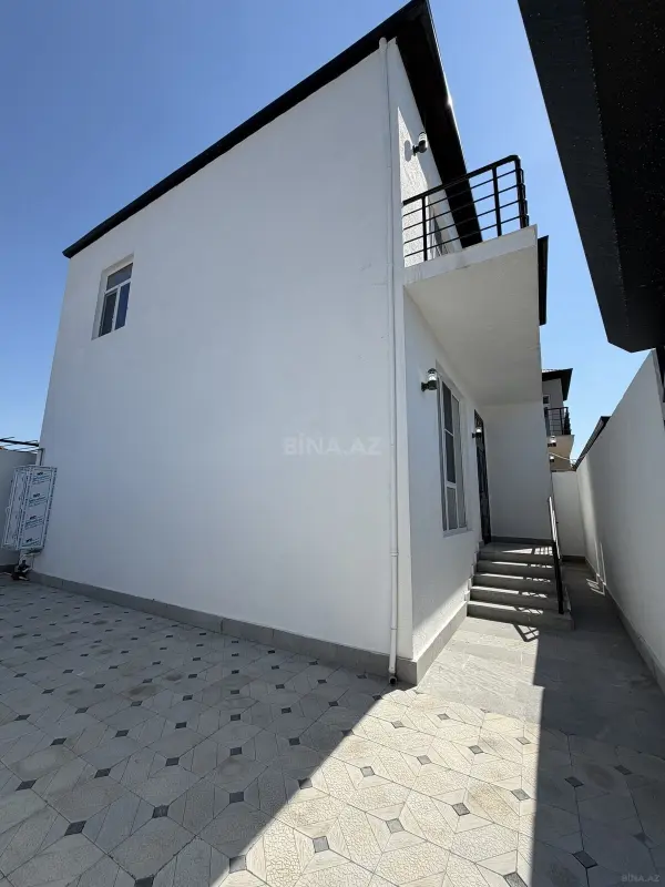 Satılır 4 otaqlı həyət evi 125 m²